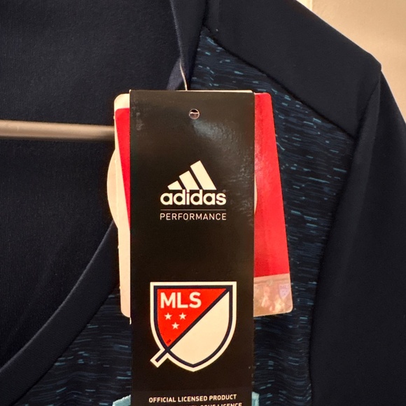 Seattle Sounders Jersey Kit NEW - Picture 5 of 5